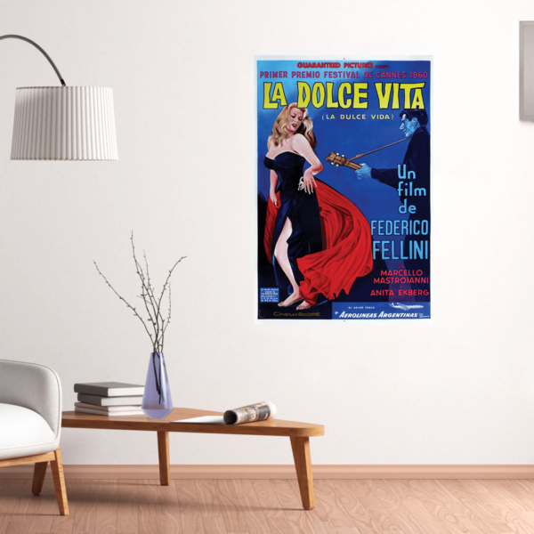 La-Dolce-Vita-Vintage-Film-Poster-1960-min-min.png